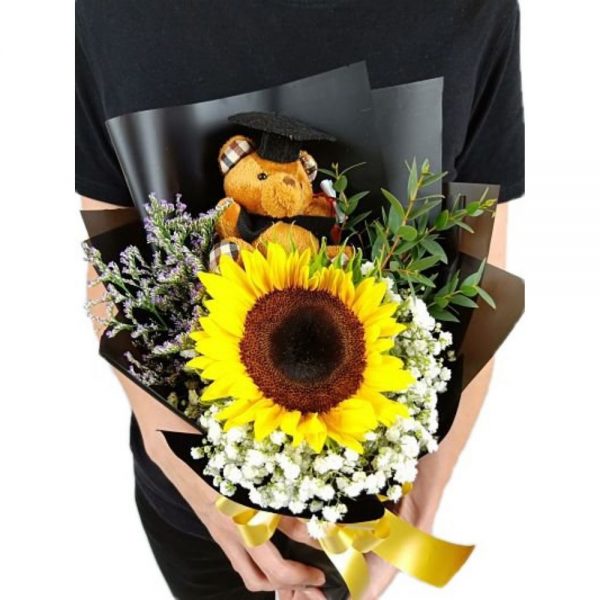 The-Graduate-flower-bouquet